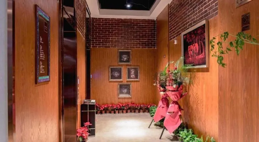 James Joyce Coffetel Chengdou Wuqing Wanda Plaza