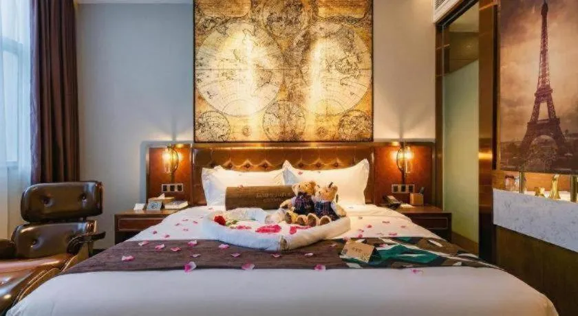 Bed in James Joyce Coffetel Chengdou Wuqing Wanda Plaza