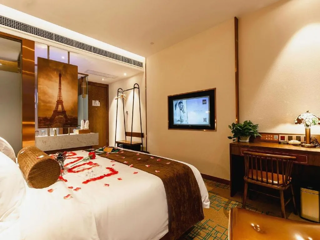 Bed in James Joyce Coffetel Chengdou Wuqing Wanda Plaza