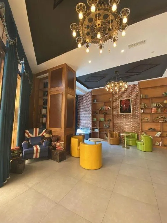 James Joyce Coffetel Chengdou Wuqing Wanda Plaza