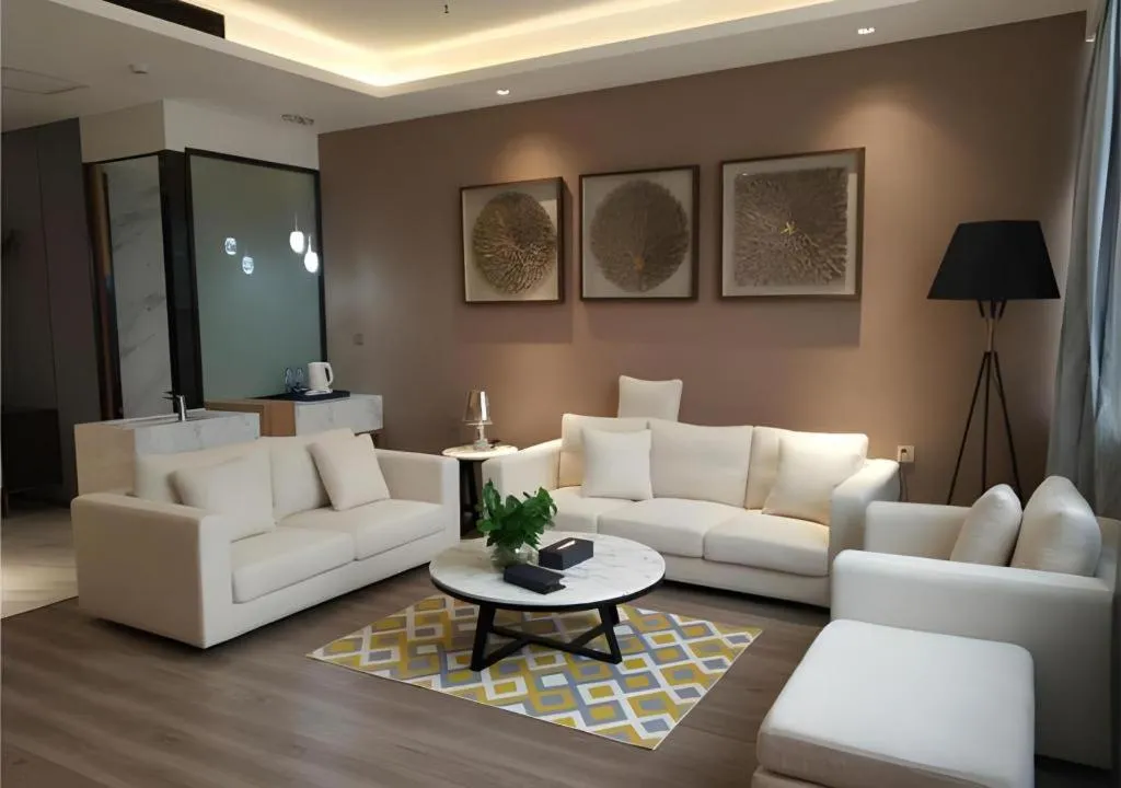 Borrman Hotel Hechi Bama Central Cultural Plaza