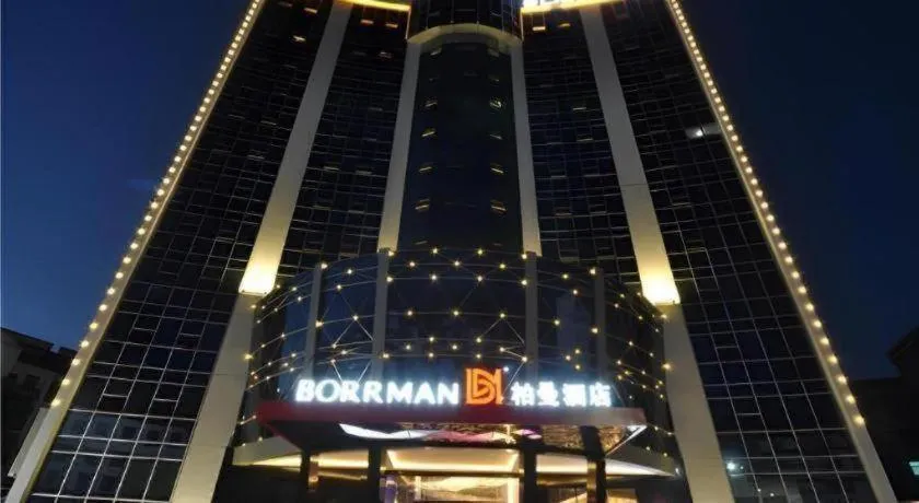 Borrman Hotel Hechi Bama Central Cultural Plaza