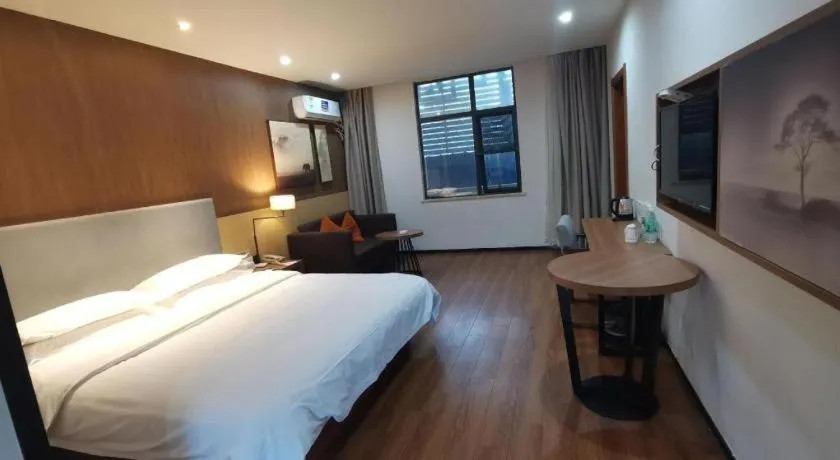 Bed in Jtour Inn Suizhou Yanhe Avenue