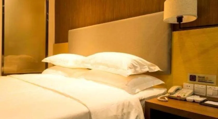 Bed in Jtour Inn Suizhou Yanhe Avenue