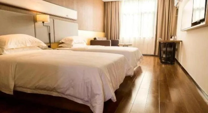 Bed in Jtour Inn Suizhou Yanhe Avenue