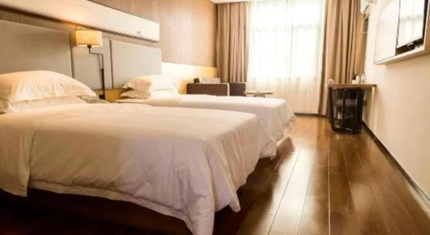 Bed in Jtour Inn Suizhou Yanhe Avenue
