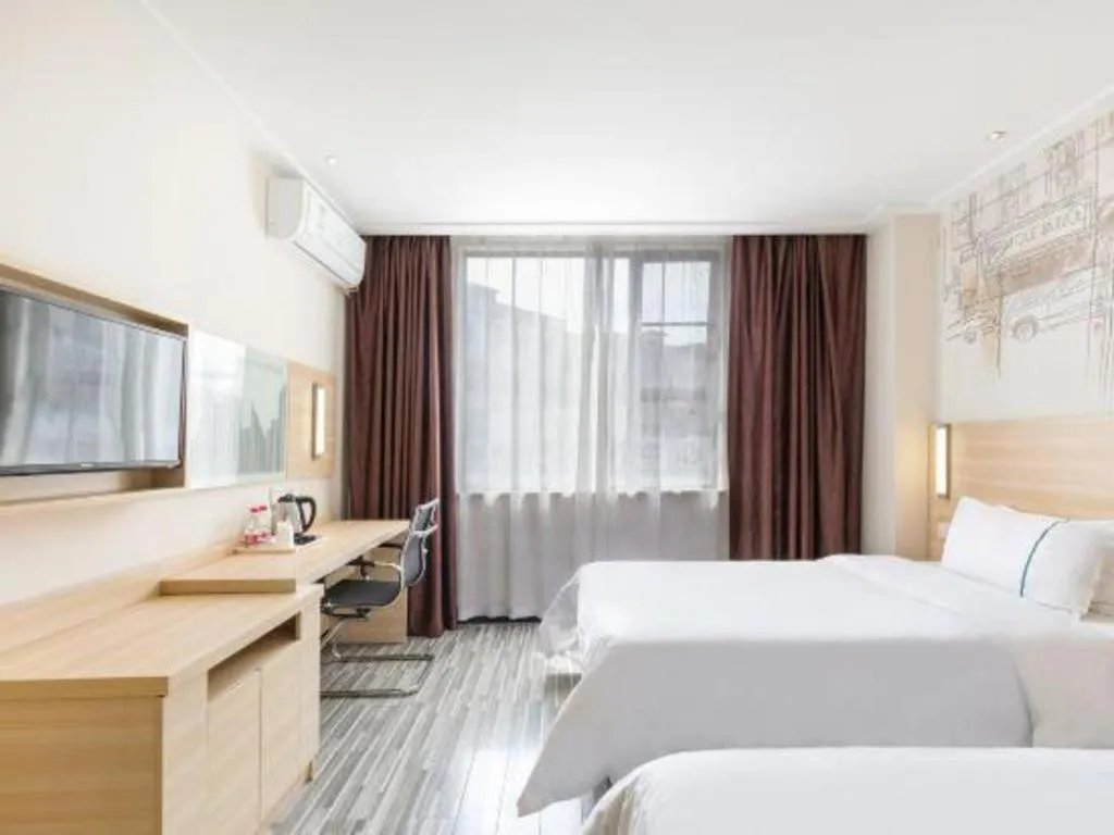 Bed in City Comfort Inn Guangzhou Zengcheng Wanda Plaza Metro Station