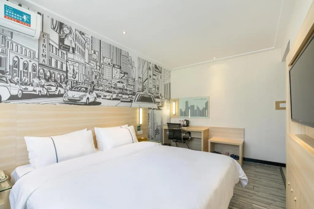 Bed in City Comfort Inn Guangzhou Zengcheng Wanda Plaza Metro Station