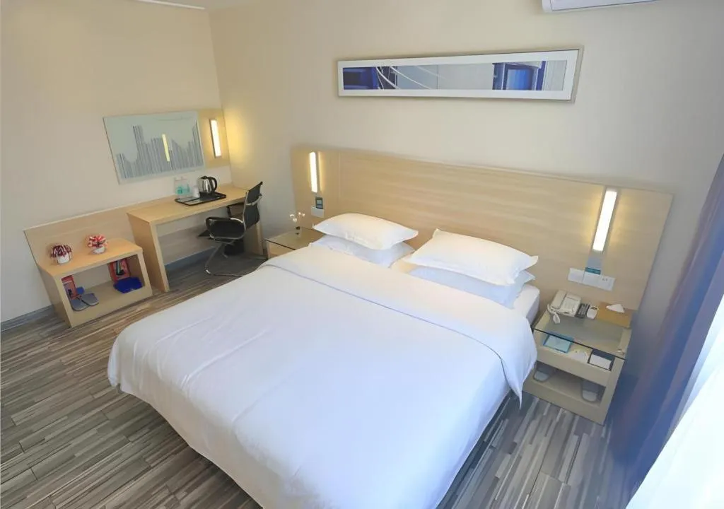 Bed in City Comfort Inn Guangzhou Zengcheng Wanda Plaza Metro Station