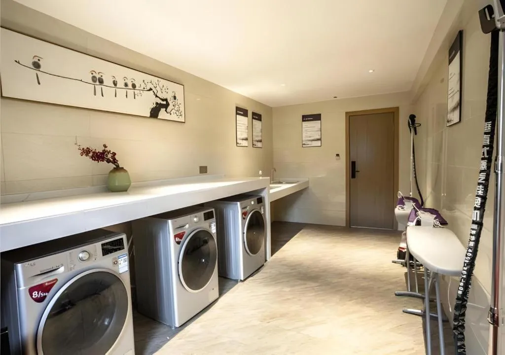 Echeng Hotel Guiyang Exhibition Center Financial City