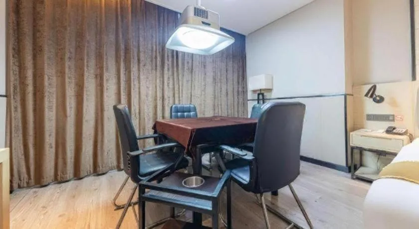 Echarm Hotel Xiantao Yuantai Weilaicheng