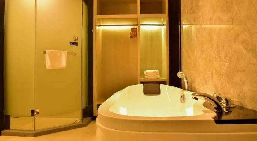 Echarm Hotel Xiantao Yuantai Weilaicheng