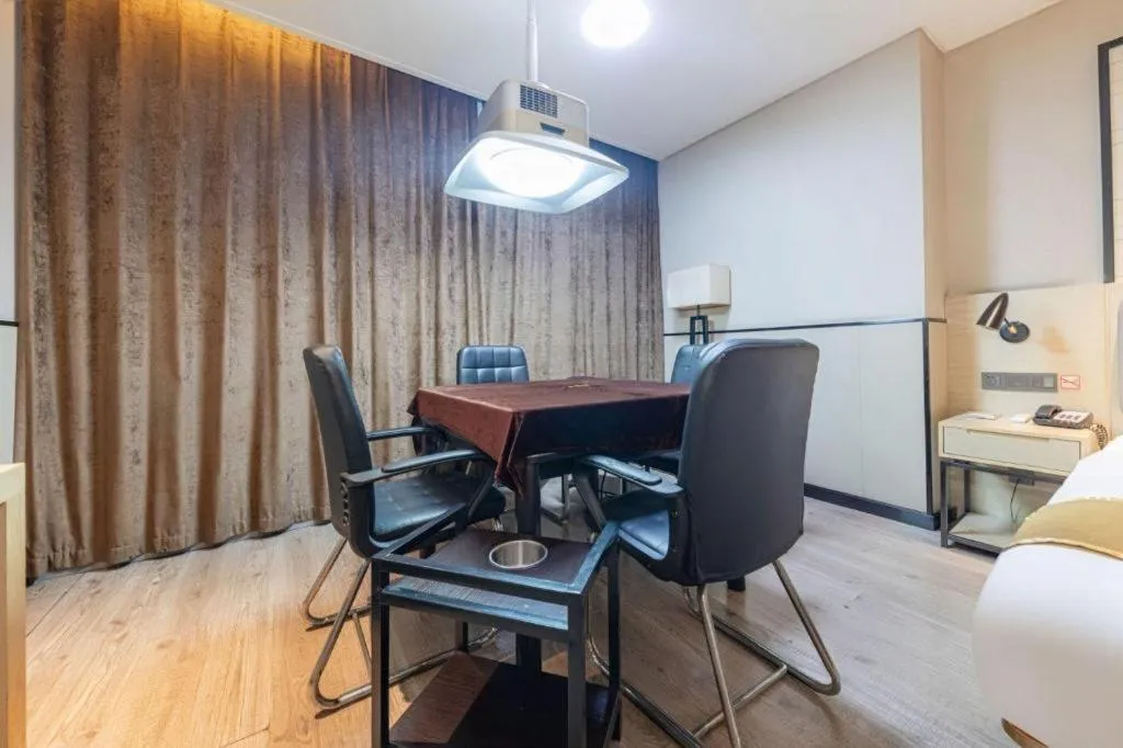 Echarm Hotel Xiantao Yuantai Weilaicheng