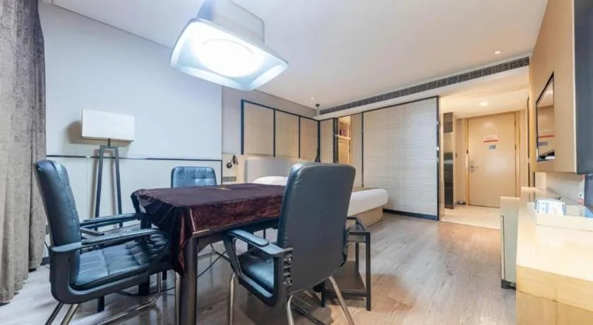 Echarm Hotel Xiantao Yuantai Weilaicheng