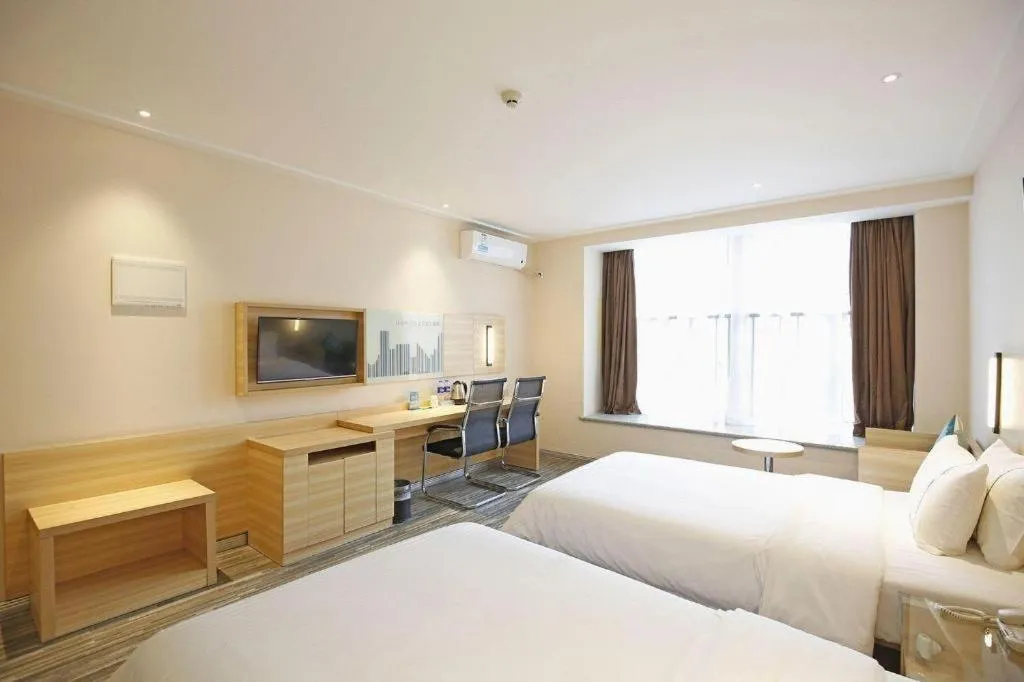 Bed in City Comfort Inn Chengdu Longquanyi District Beijing Road