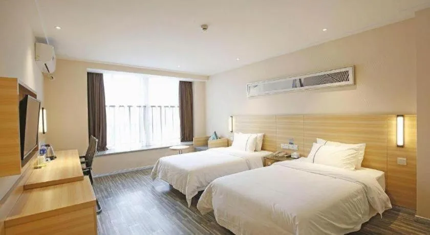 Bed in City Comfort Inn Chengdu Longquanyi District Beijing Road