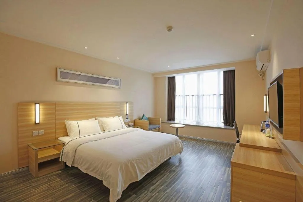Bed in City Comfort Inn Chengdu Longquanyi District Beijing Road