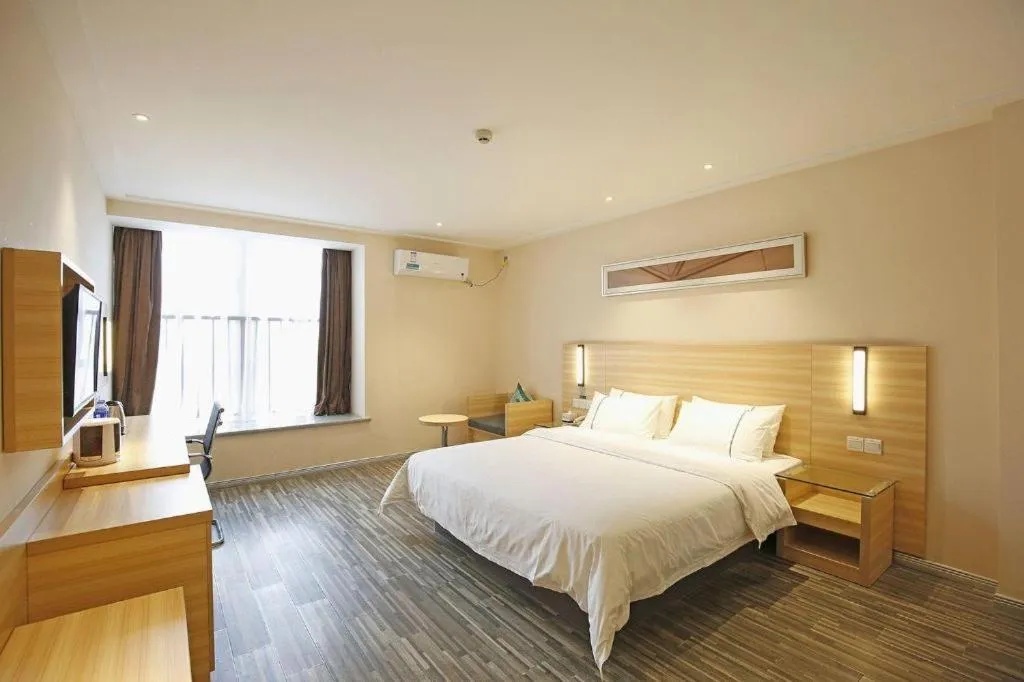 Bed in City Comfort Inn Chengdu Longquanyi District Beijing Road