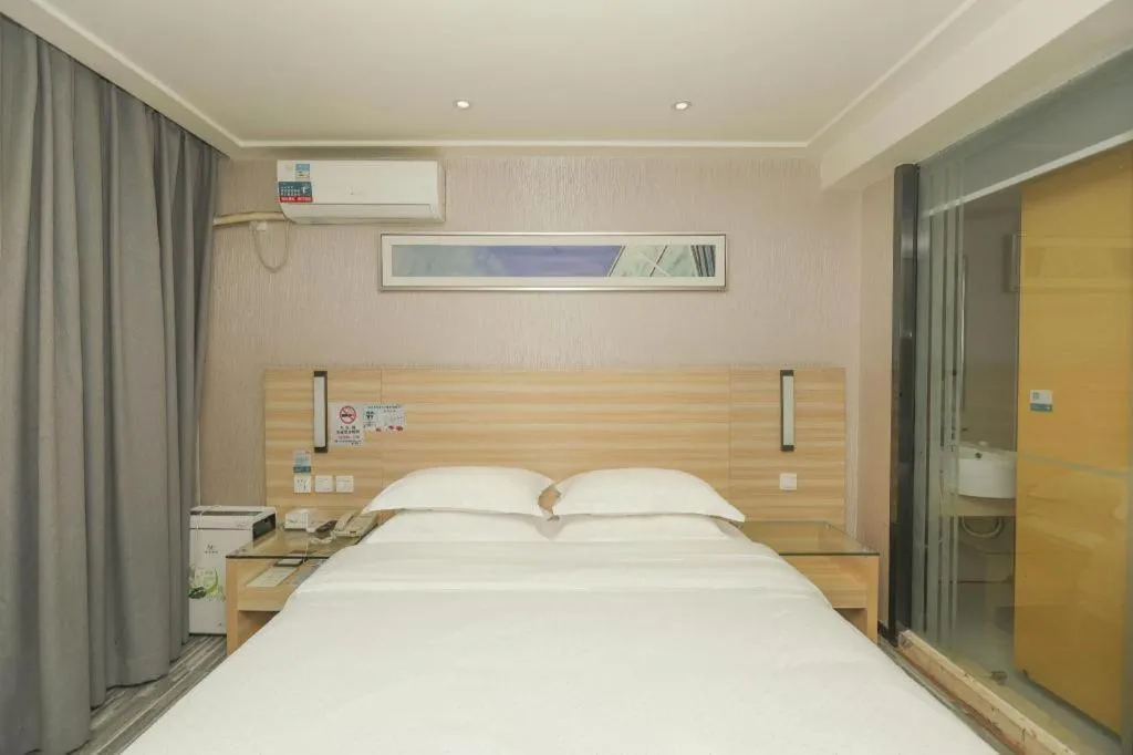 Bed in City Comfort Inn Shenzhen Longhua District Government