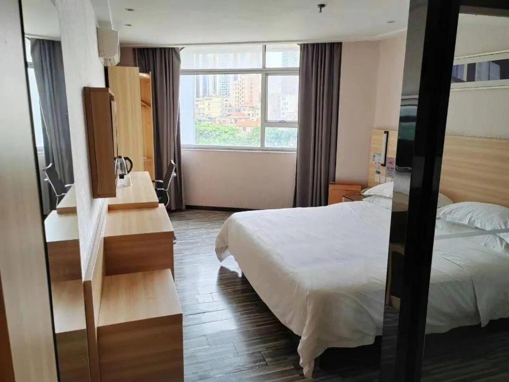 Bed in City Comfort Inn Shenzhen Longhua District Government