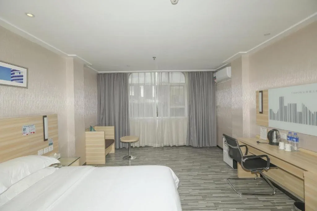 Bed in City Comfort Inn Shenzhen Longhua District Government