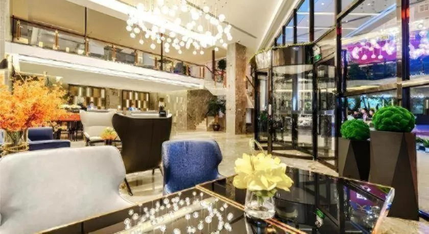 Echarm Hotel Guizhou Xingyi Jushan Avenue