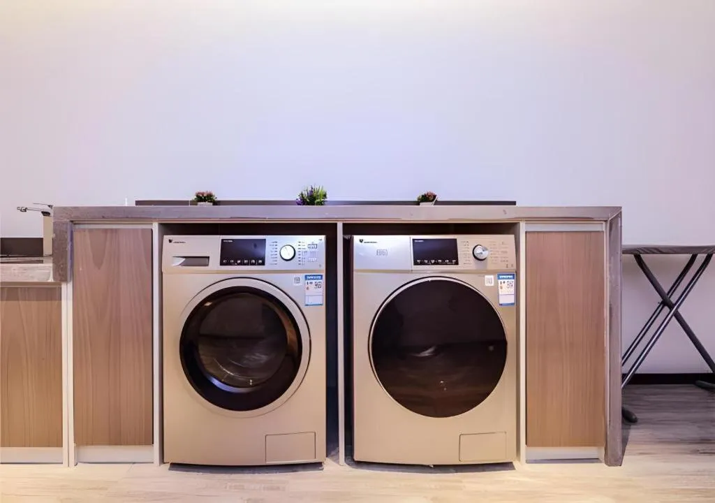 Echarm Hotel Guizhou Xingyi Jushan Avenue