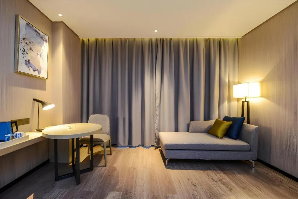 Echarm Hotel Guizhou Xingyi Jushan Avenue