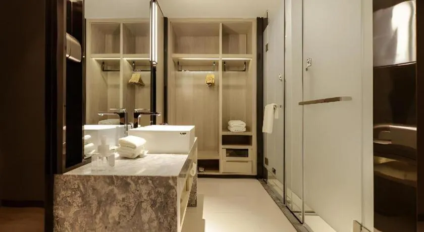 Echarm Hotel Guizhou Xingyi Jushan Avenue