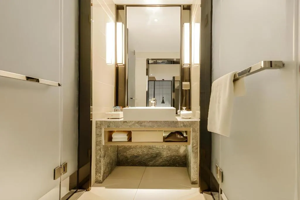 Echarm Hotel Guizhou Xingyi Jushan Avenue