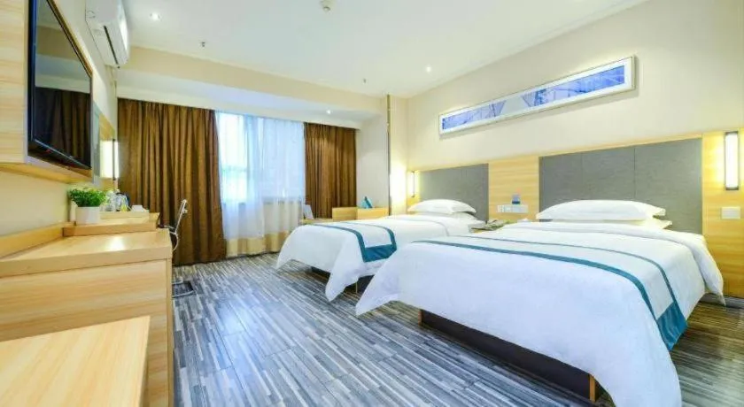 Bed in City Comfort Inn Chongqing Yangjiaping Pedestrian Street the MixC