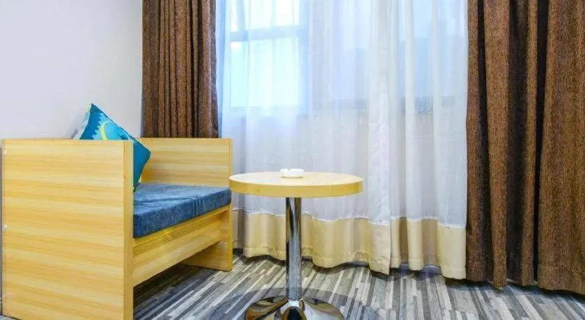 Bed in City Comfort Inn Chongqing Yangjiaping Pedestrian Street the MixC