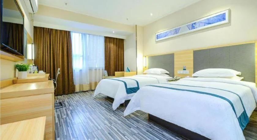 Bed in City Comfort Inn Chongqing Yangjiaping Pedestrian Street the MixC