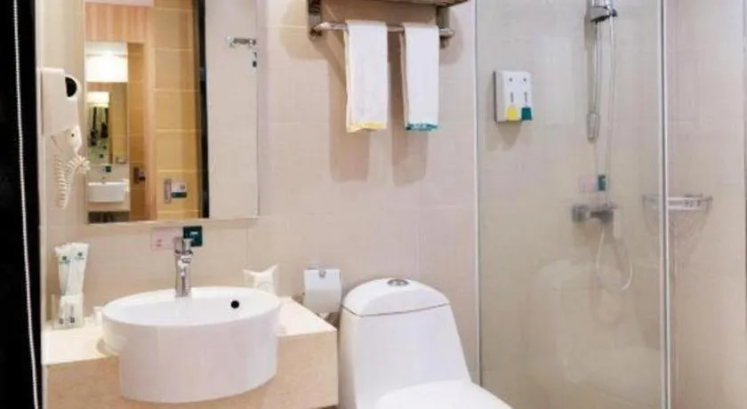 City Comfort Inn Yunfu Luoding Triumph Plaza