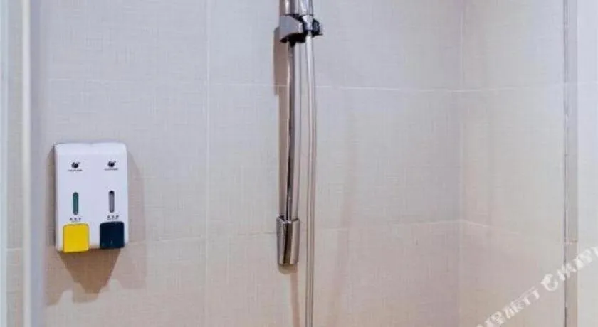 City Comfort Inn Yunfu Luoding Triumph Plaza