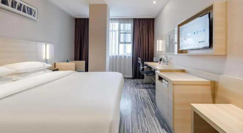 Bed in City Comfort Inn Yunfu Luoding Triumph Plaza