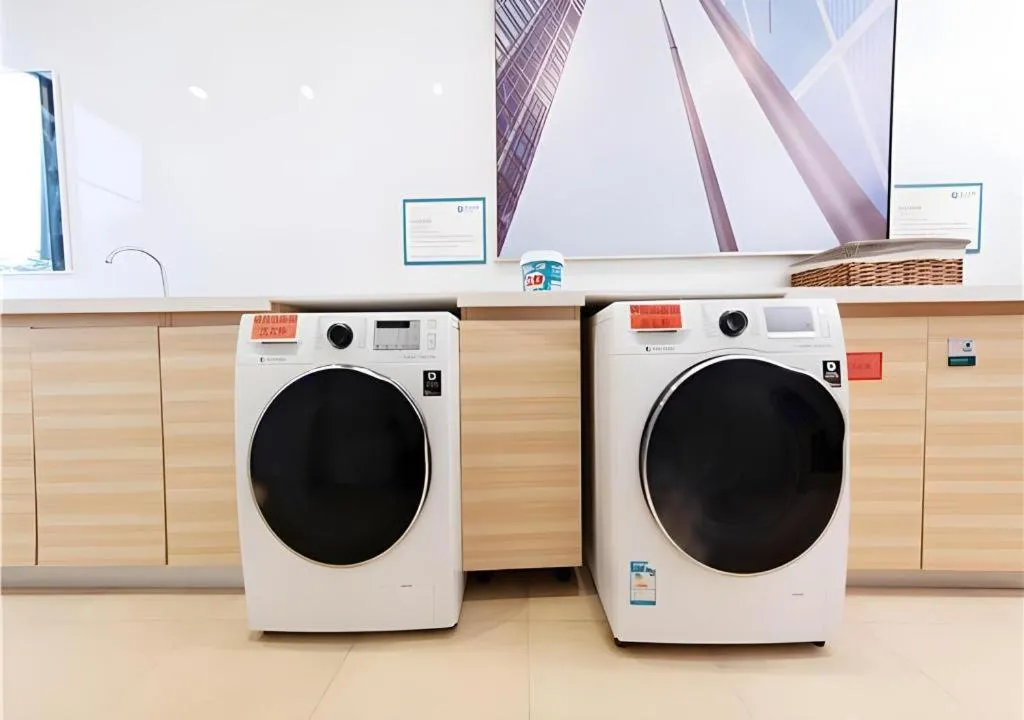 City Comfort Inn Yunfu Luoding Triumph Plaza