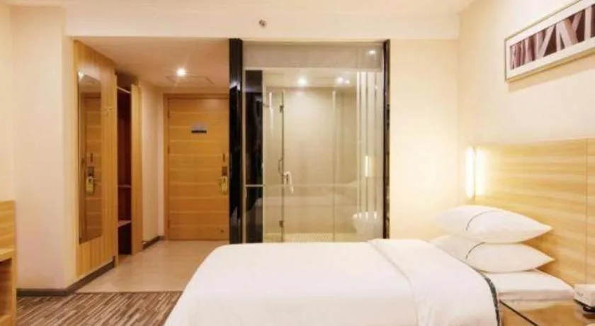 Bed in City Comfort Inn Yunfu Luoding Triumph Plaza