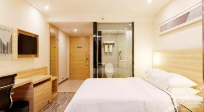 Bed in City Comfort Inn Yunfu Luoding Triumph Plaza