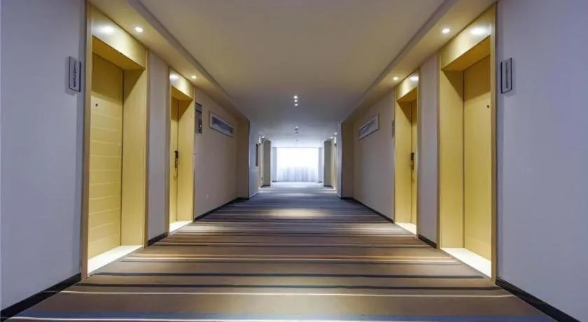 City Comfort Inn Hotel Guiyang Normal University Yangmingci Metro Station