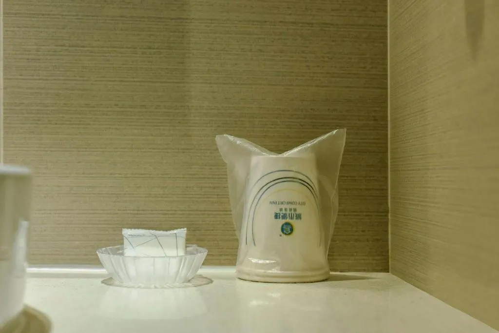 City Comfort Inn Hotel Guiyang Normal University Yangmingci Metro Station