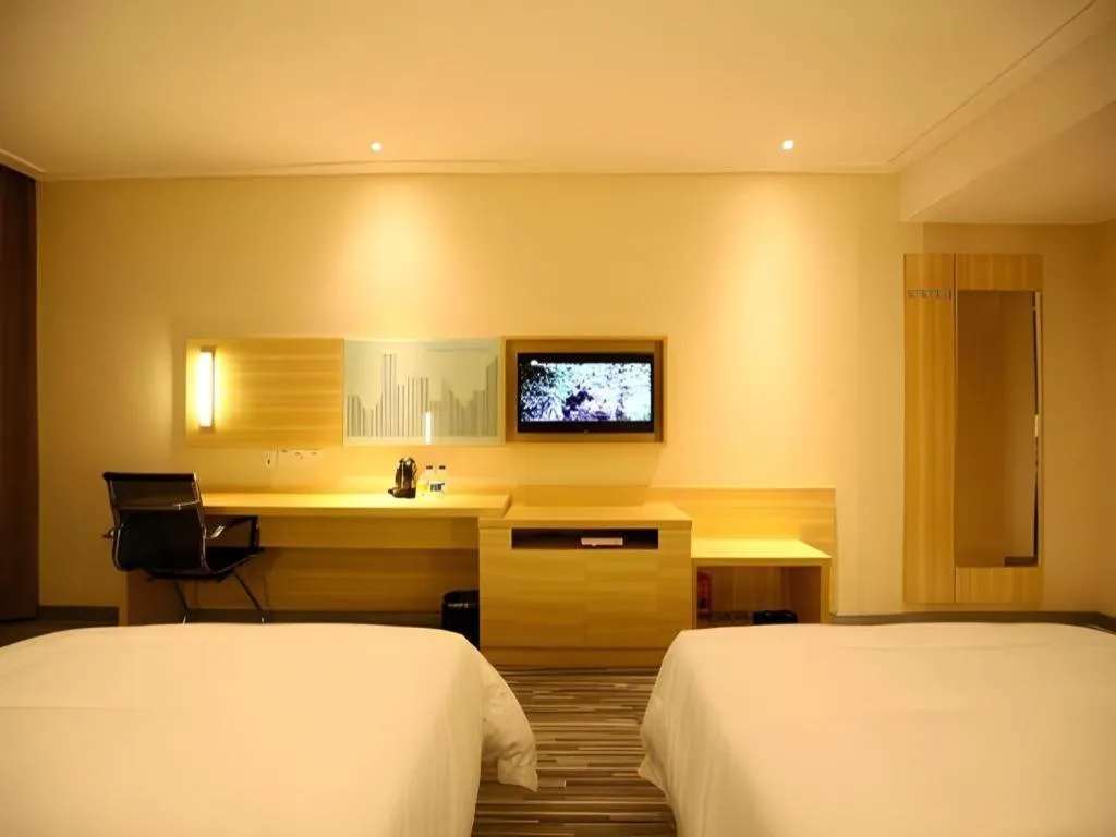 Bed in City Comfort Inn Hotel Guiyang Normal University Yangmingci Metro Station