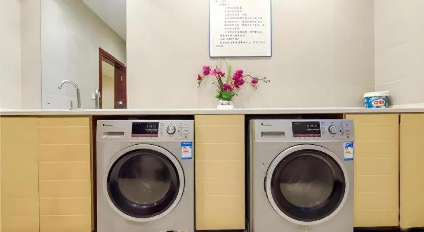 City Comfort Inn Hotel Guiyang Normal University Yangmingci Metro Station