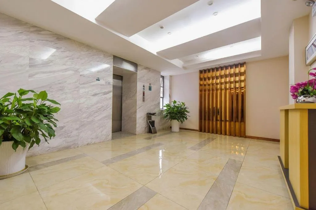 City Comfort Inn Hotel Guiyang Normal University Yangmingci Metro Station