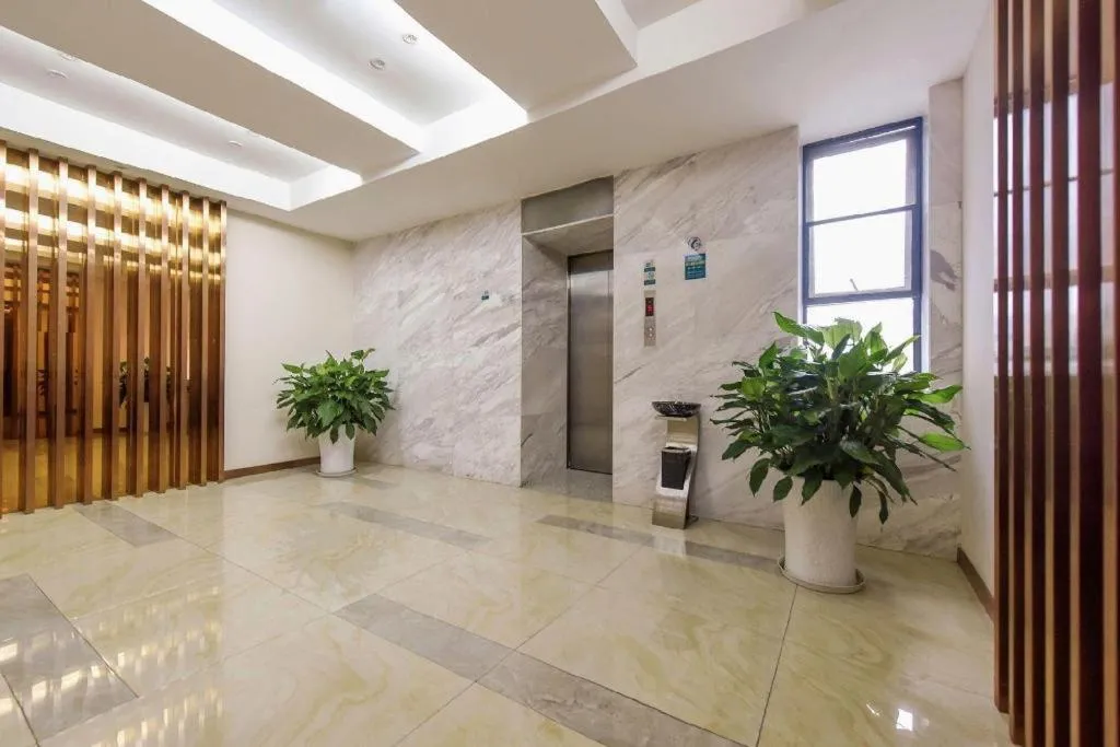 City Comfort Inn Hotel Guiyang Normal University Yangmingci Metro Station