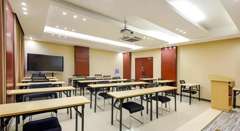 City Comfort Inn Hotel Guiyang Normal University Yangmingci Metro Station