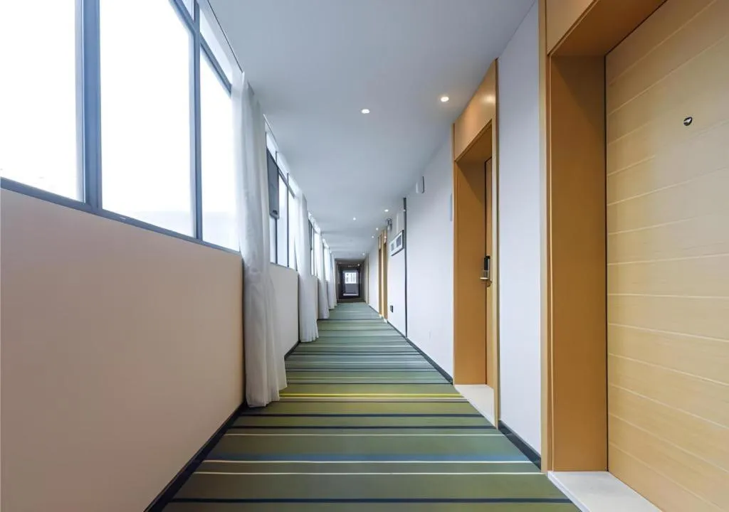 City Comfort Inn Hotel Guiyang Normal University Yangmingci Metro Station