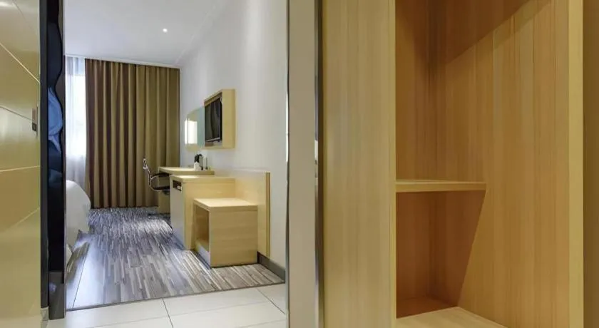 City Comfort Inn Hotel Guiyang Normal University Yangmingci Metro Station