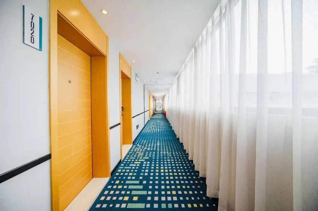 City Comfort Inn Hotel Guiyang Normal University Yangmingci Metro Station