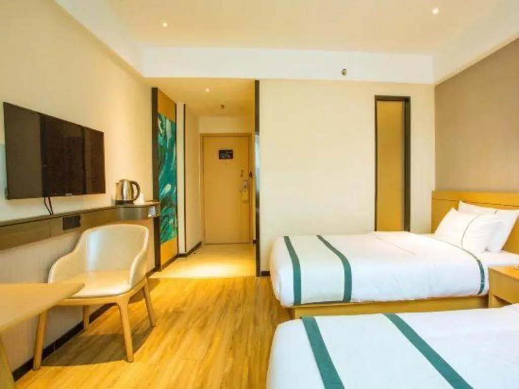 Bed in City Comfort Inn Hezhou Avenue